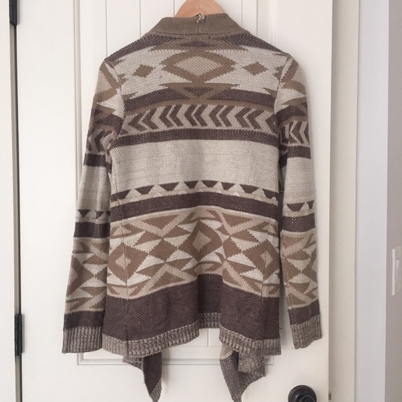 Blu Pepper Southwestern Print Sweater Brown Small - Picture 5 of 7